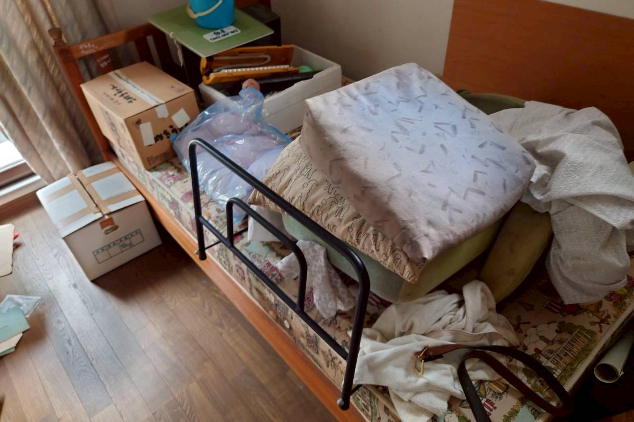 善通寺市｜賃貸アパートの遺品整理と特殊清掃事例