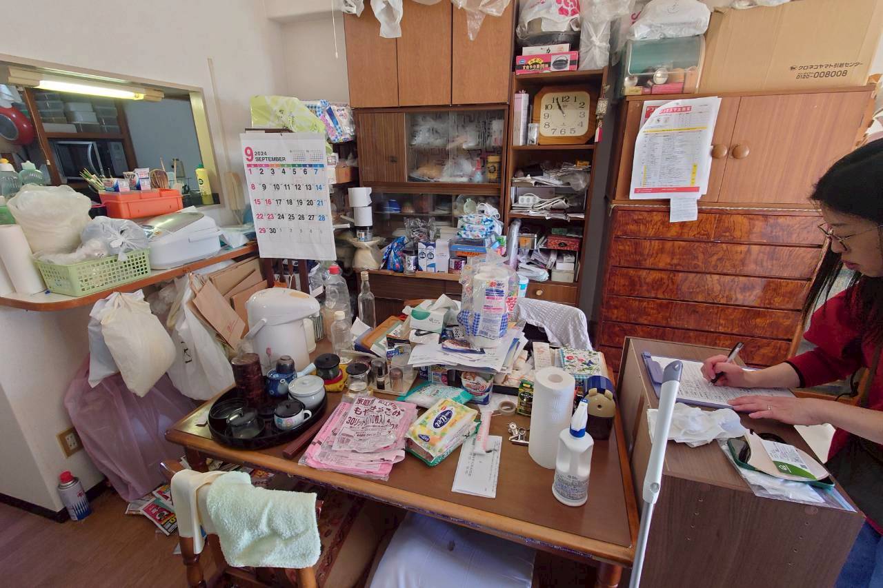 西条市｜施設入居に伴う実家一戸建て遺品整理事例