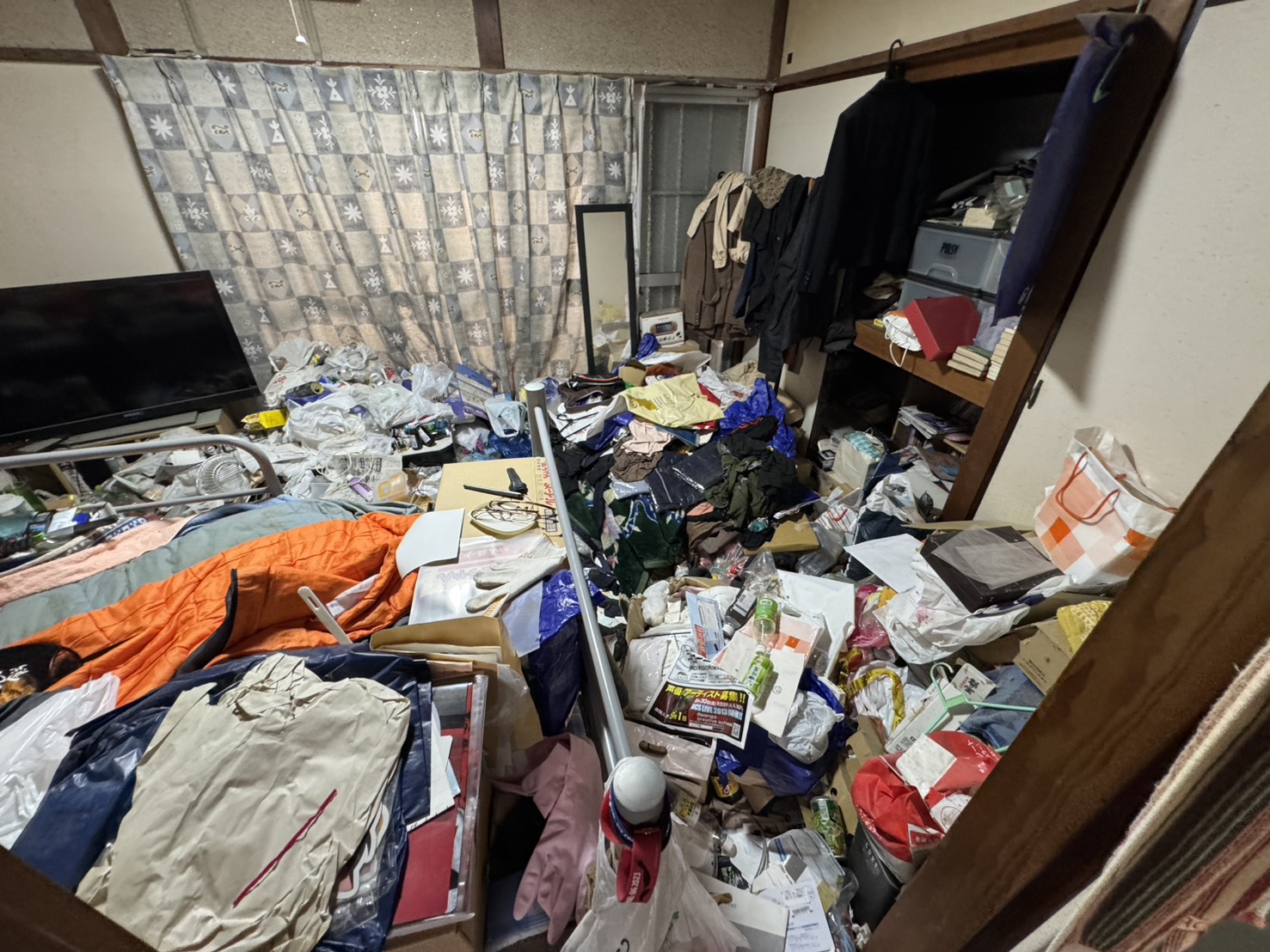 沖縄市｜孤独死現場の特殊清掃と遺品整理